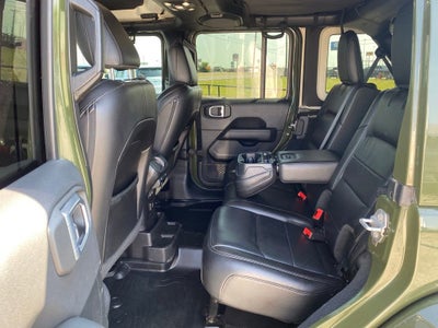 2021 Jeep Wrangler Unlimited Sahara Altitude 4x4