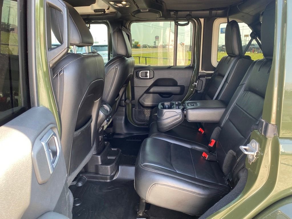 2021 Jeep Wrangler Unlimited Sahara Altitude 4x4