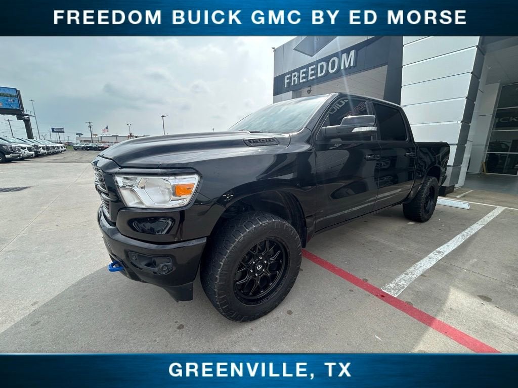 2020 RAM 1500 Lone Star Crew Cab 4x4 5'7" Box