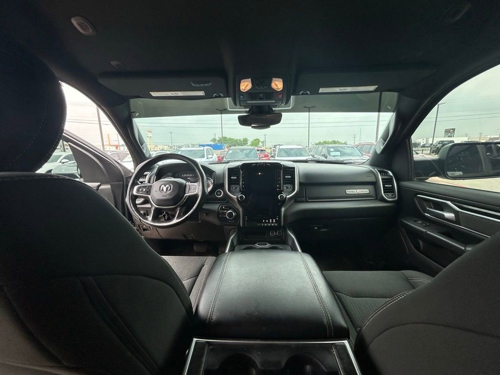 2020 RAM 1500 Lone Star Crew Cab 4x4 5'7" Box