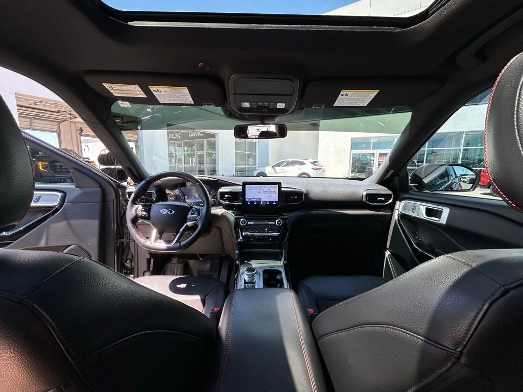 2023 Ford Explorer ST-Line