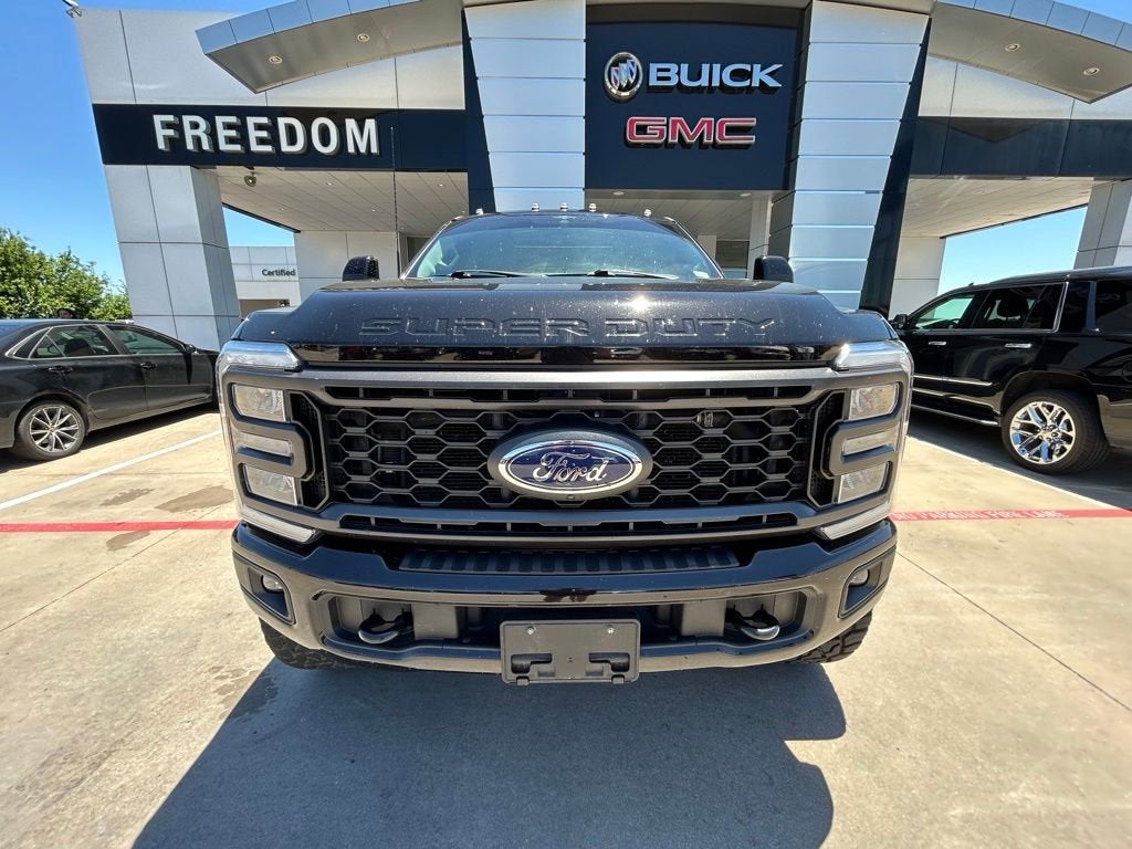 2023 Ford F-250 LARIAT
