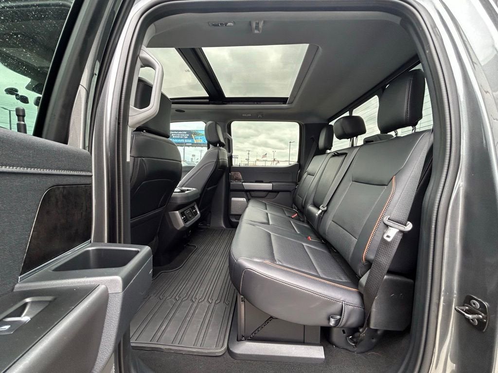 2025 Ford F-250 LARIAT