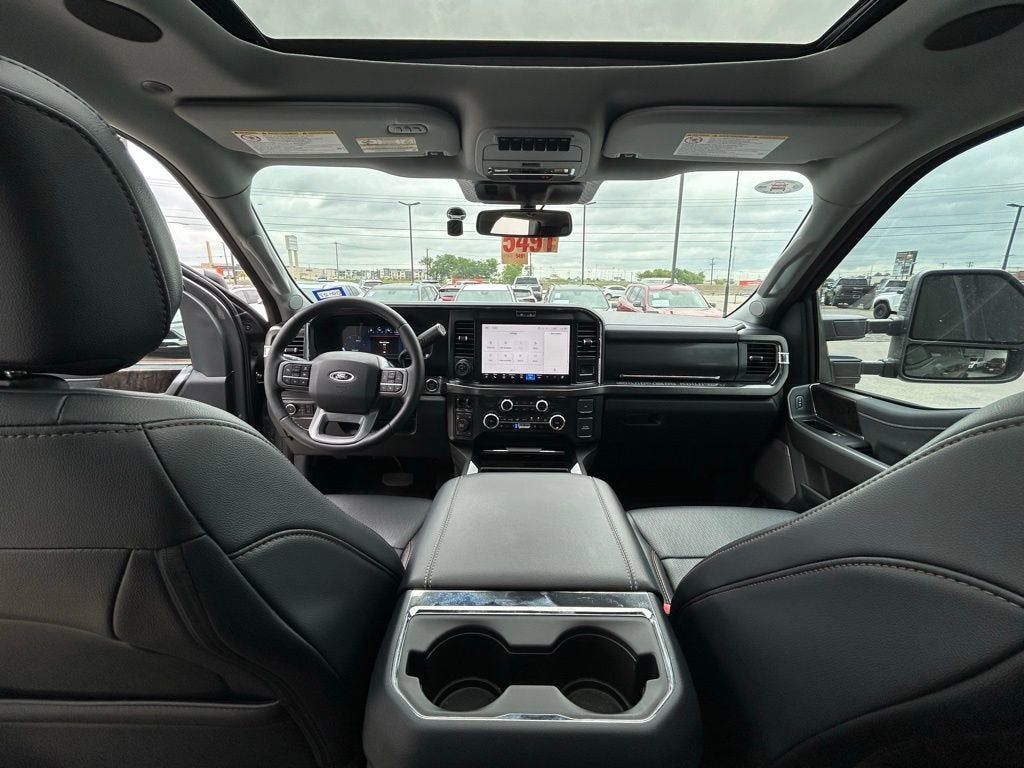 2025 Ford F-250 LARIAT