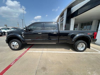 2022 Ford F-450 Platinum