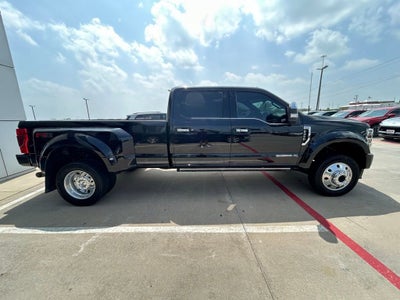 2022 Ford F-450 Platinum