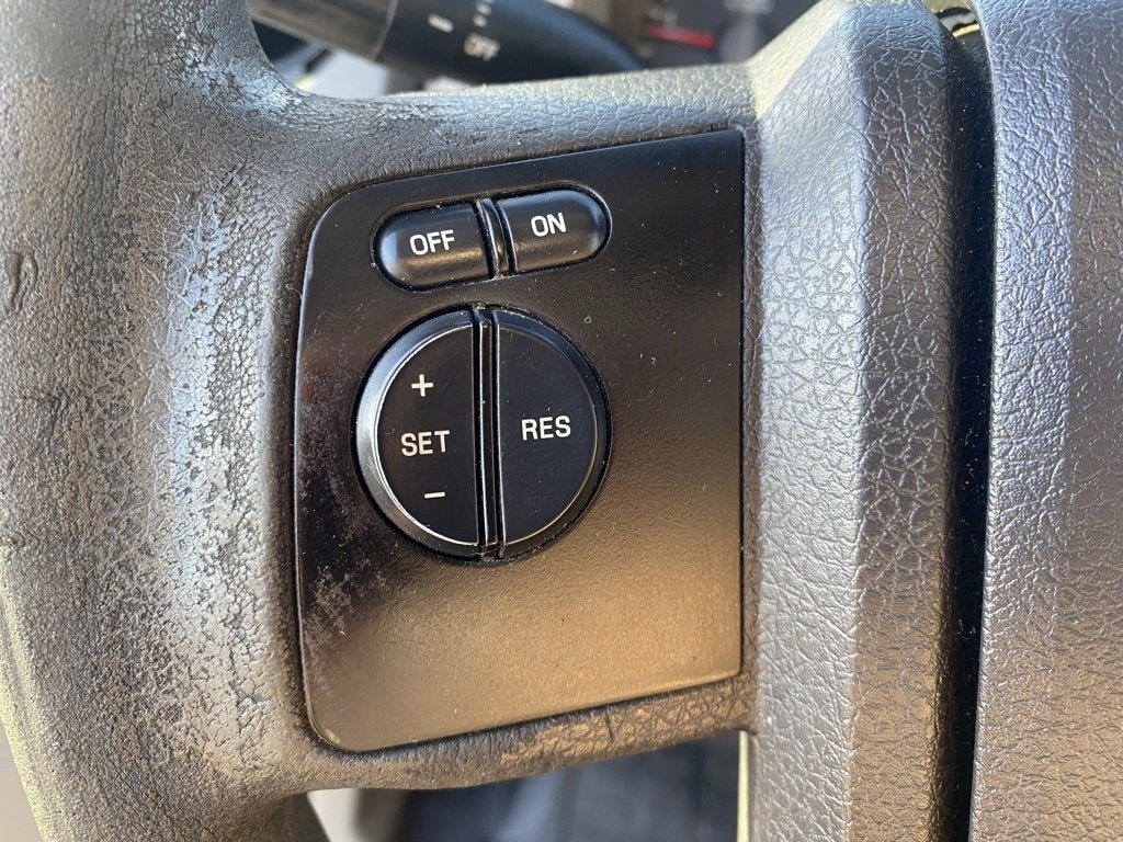 2010 Ford Super Duty F-350 SRW XL