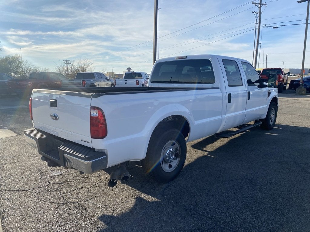 2010 Ford Super Duty F-350 SRW XL