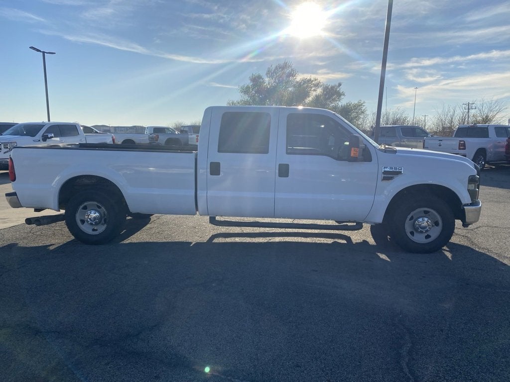 2010 Ford Super Duty F-350 SRW XL