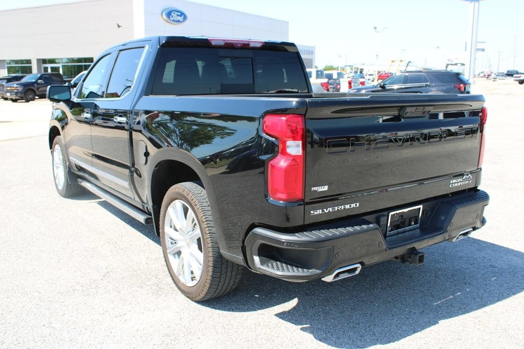 2022 Chevrolet Silverado 1500 High Country