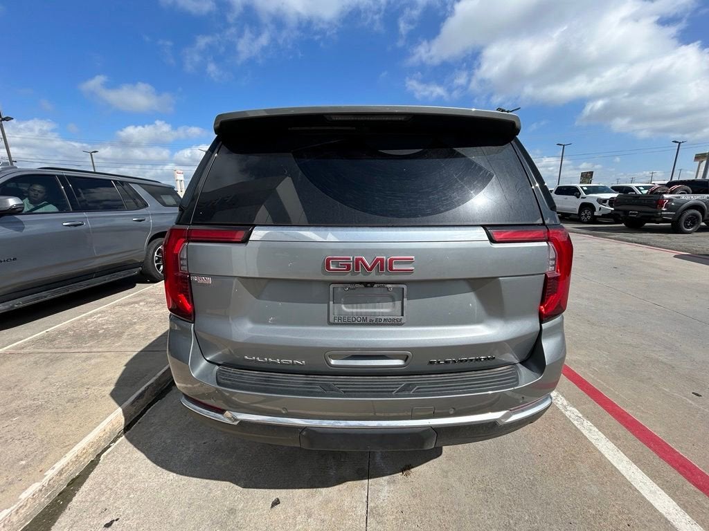 2025 GMC Yukon Elevation