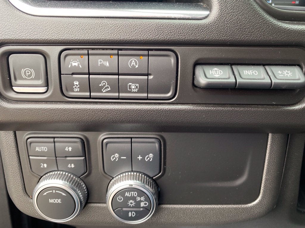 2023 GMC Yukon AT4