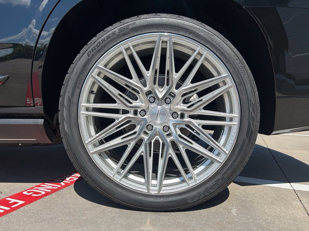 2026 GMC Yukon Denali - Photo 18