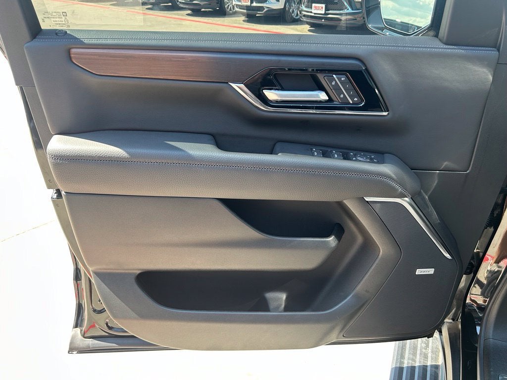 2026 GMC Yukon Denali - Photo 21