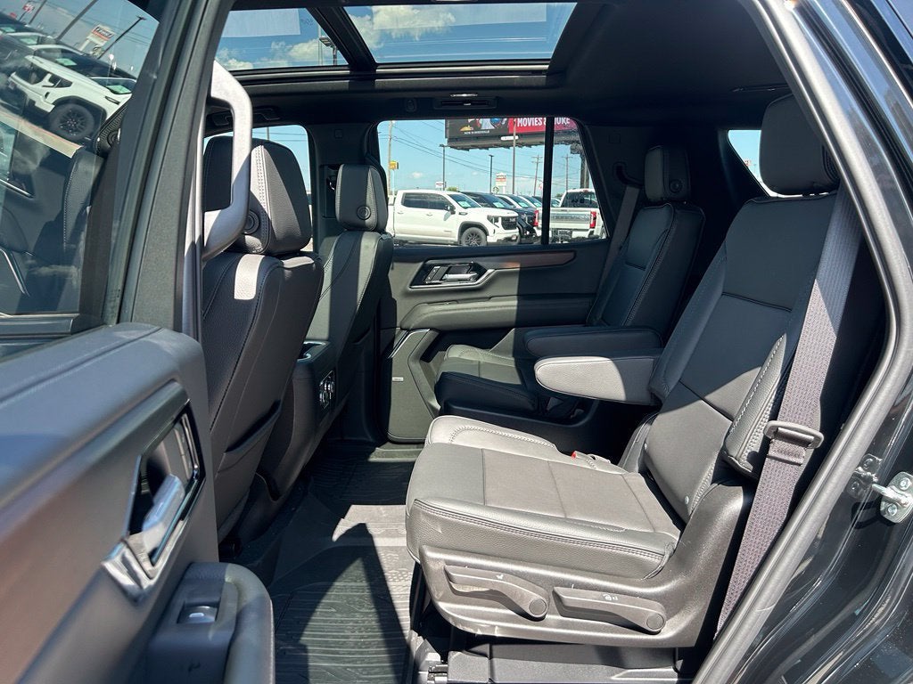 2026 GMC Yukon Denali - Photo 22