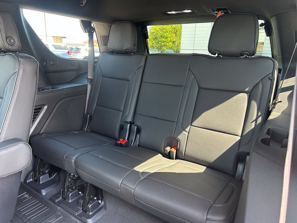 2026 GMC Yukon Denali - Photo 23