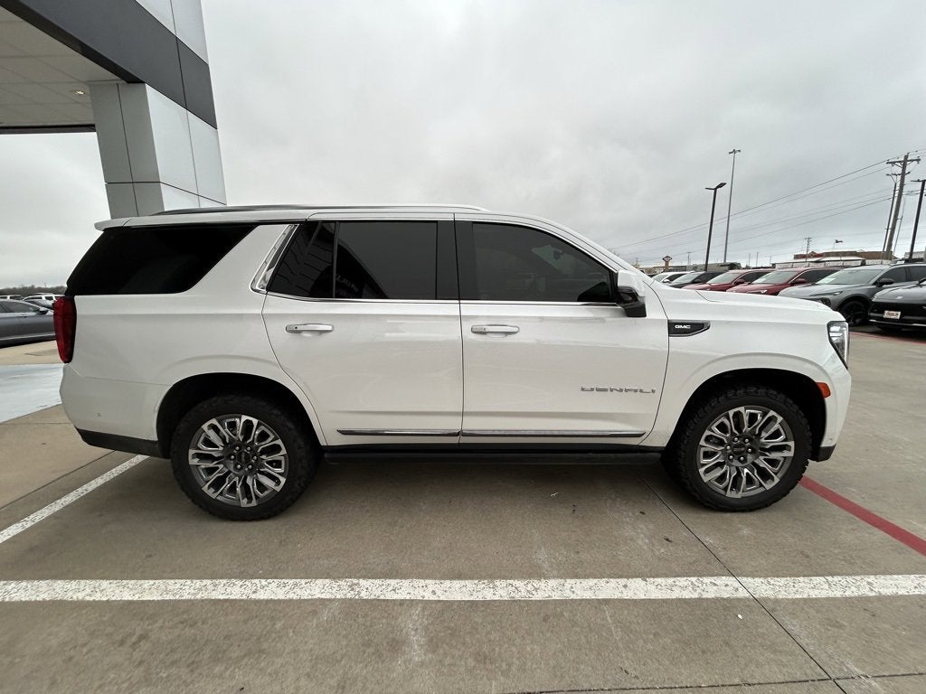 2023 GMC Yukon Denali Ultimate
