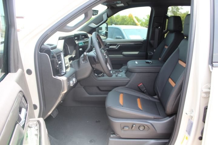 2026 GMC Sierra 2500HD AT4 - Photo 10