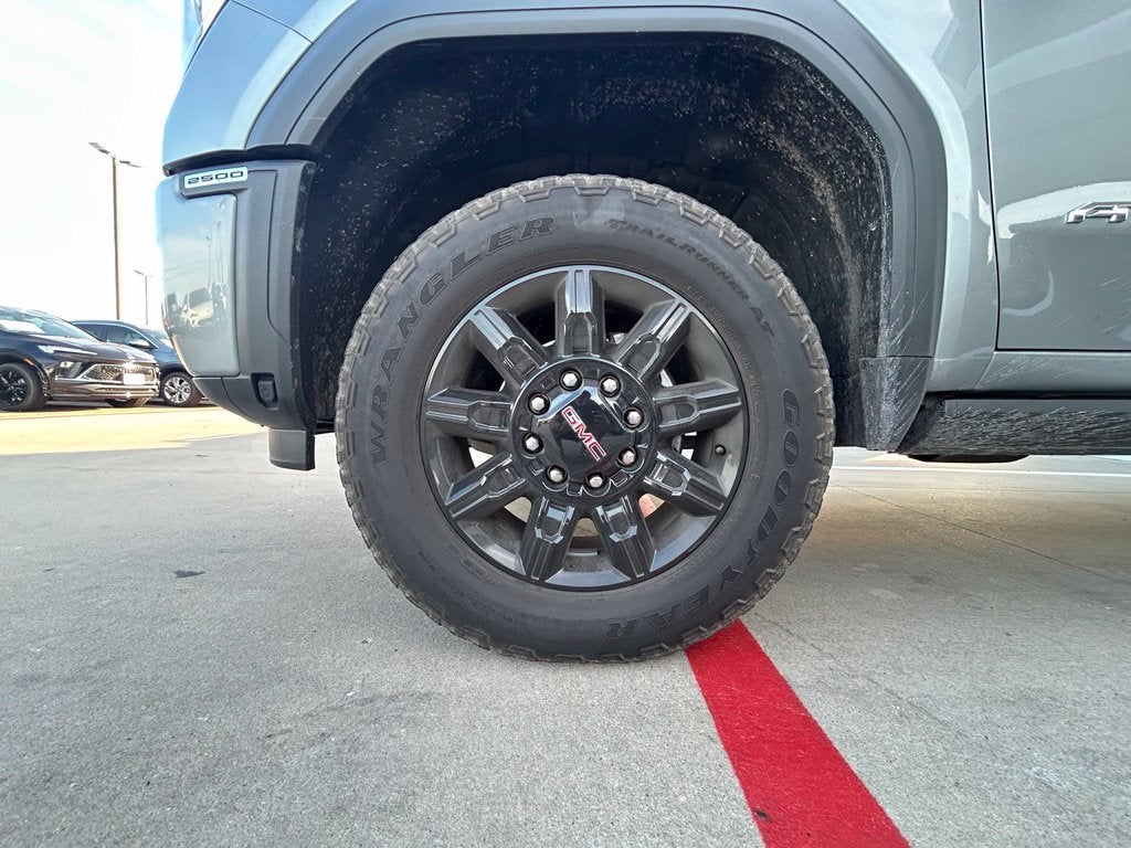 2025 GMC Sierra 2500 HD AT4