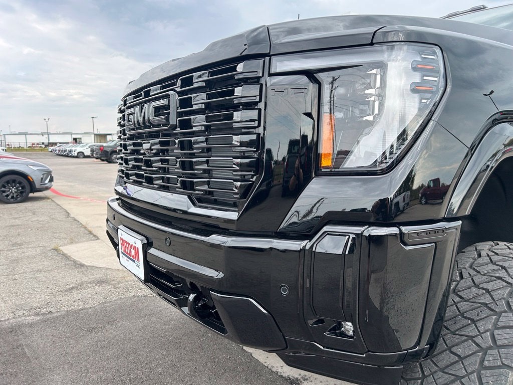 2026 GMC Sierra 3500 HD Denali Ultimate DRW