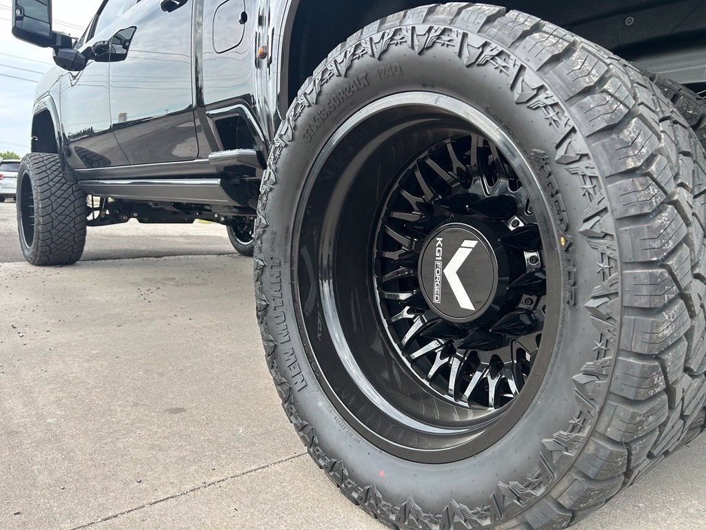 2026 GMC Sierra 3500 HD Denali Ultimate DRW