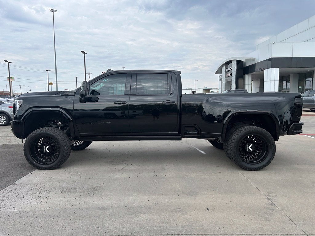 2026 GMC Sierra 3500 HD Denali Ultimate DRW