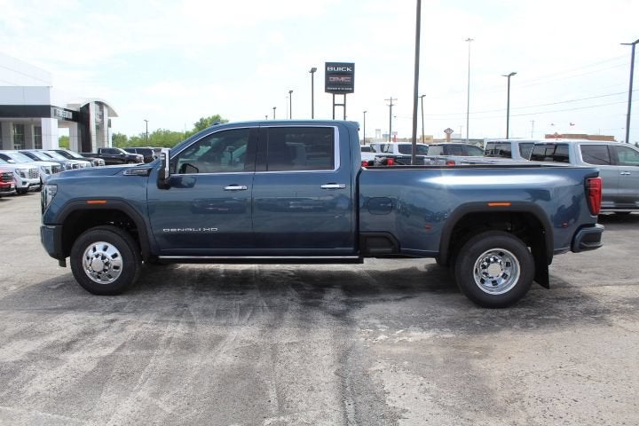 2026 GMC Sierra 3500 HD Denali Ultimate DRW
