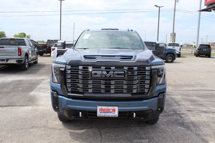 2026 GMC Sierra 3500 HD Denali Ultimate DRW