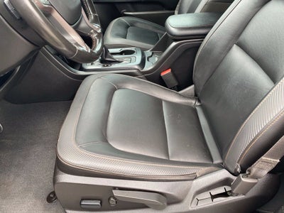 2022 GMC Canyon 4WD AT4 w/Leather