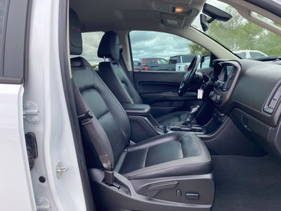 2022 GMC Canyon 4WD AT4 w/Leather