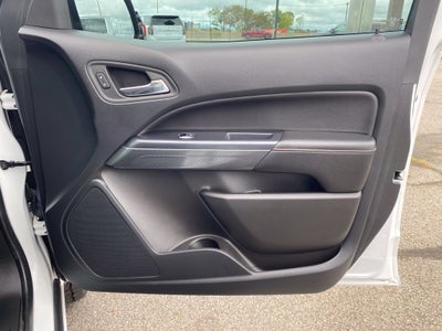 2022 GMC Canyon 4WD AT4 w/Leather
