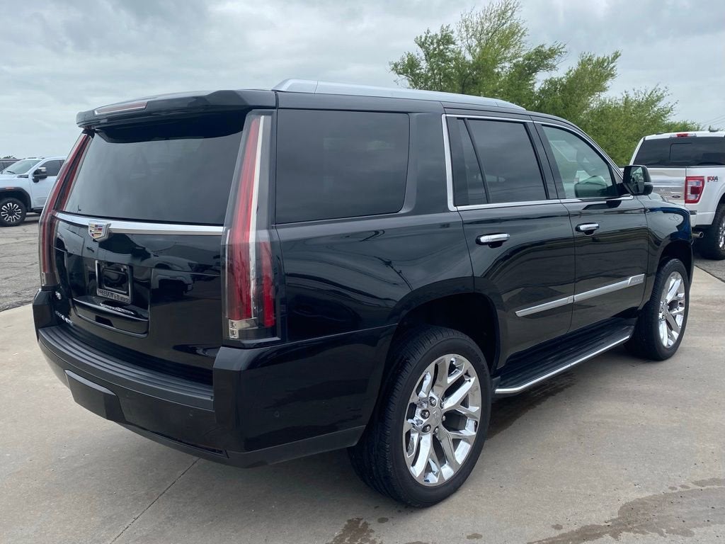 2019 Cadillac Escalade Luxury