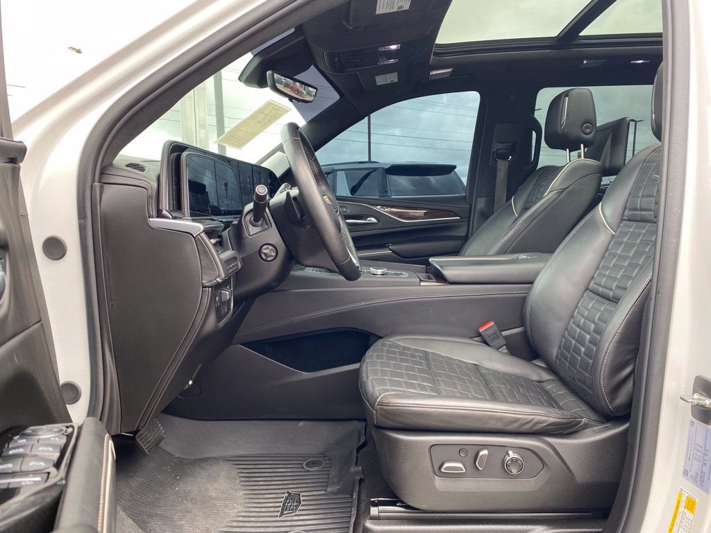 2024 Cadillac Escalade Sport Platinum