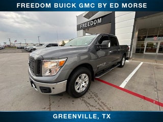 2019 Nissan TITAN SV