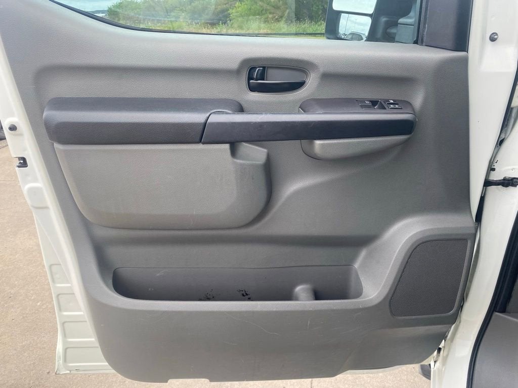2018 Nissan NV Cargo NV3500 HD SL V8