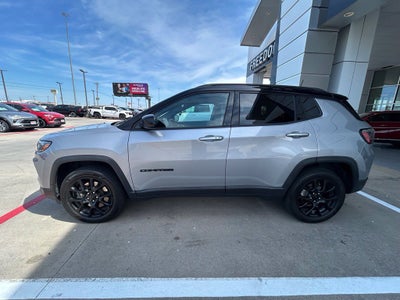 2023 Jeep Compass Altitude 4x4