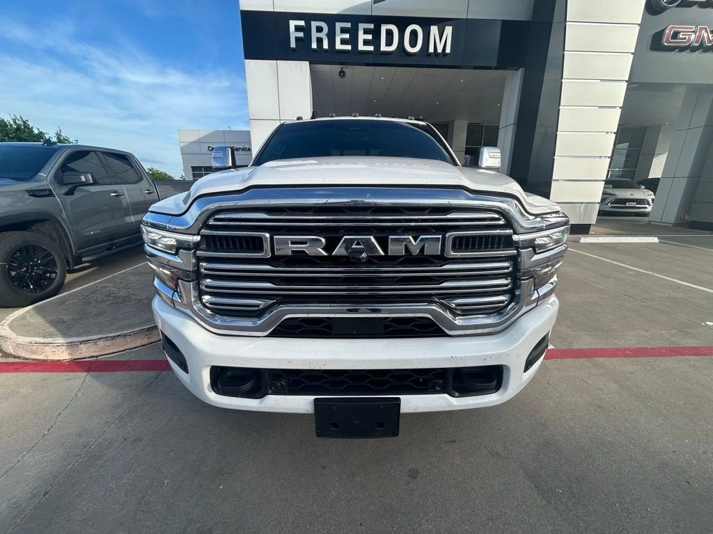 2026 RAM 3500 Laramie Crew Cab 4x4 8' Box