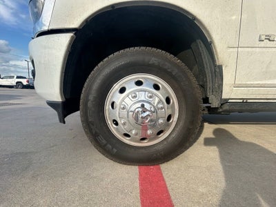 2026 RAM 3500 Laramie Crew Cab 4x4 8' Box