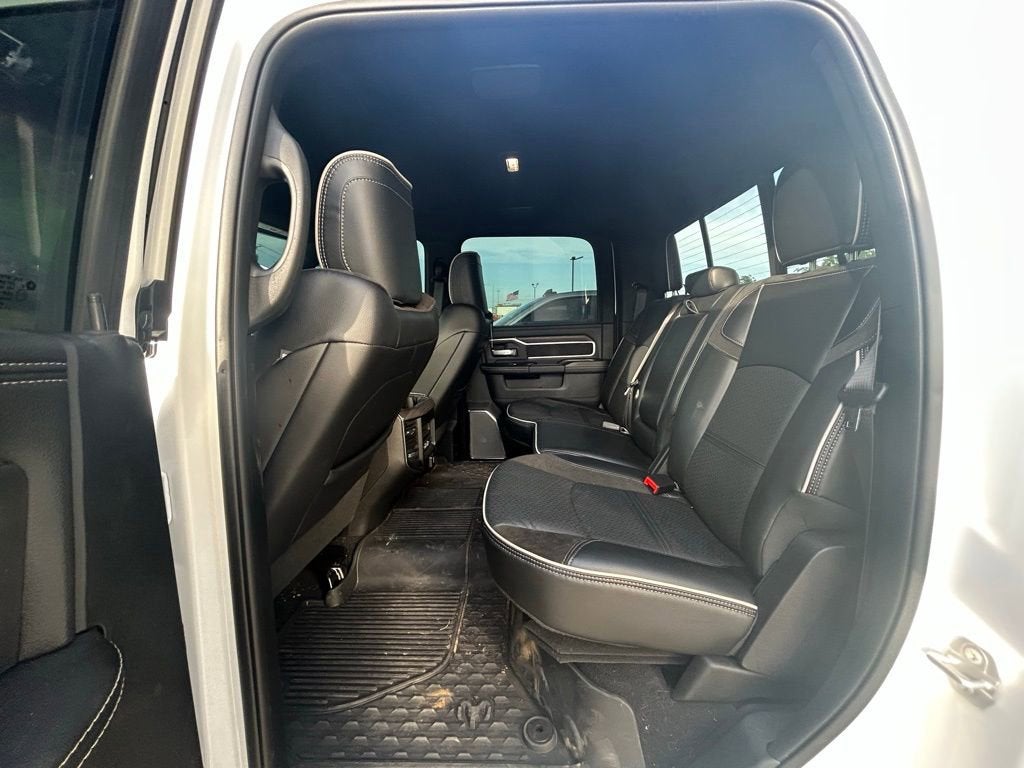 2026 RAM 3500 Laramie Crew Cab 4x4 8' Box