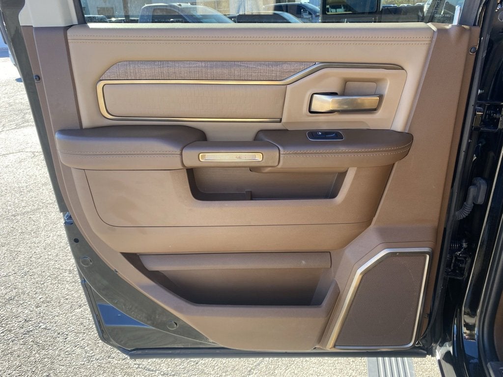 2024 RAM 2500 Limited Longhorn Crew Cab 4x4 8' Box