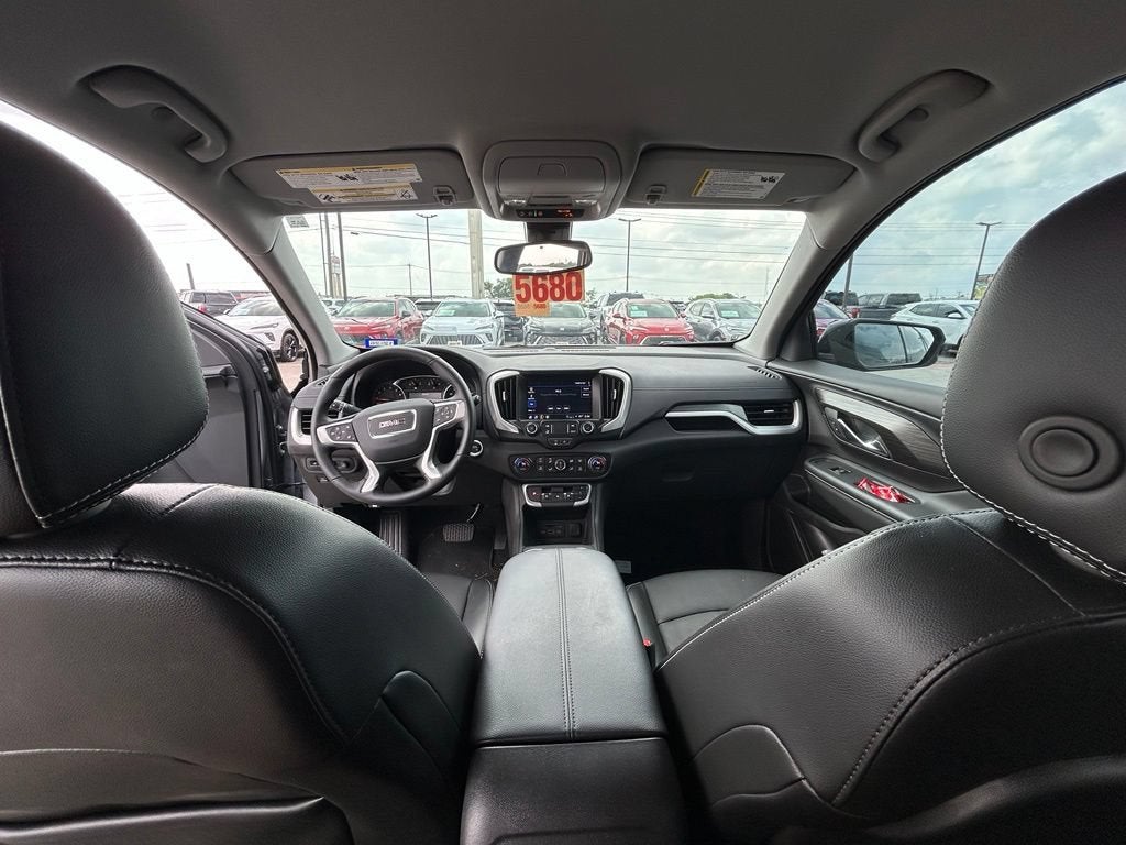 2024 GMC Terrain SLT