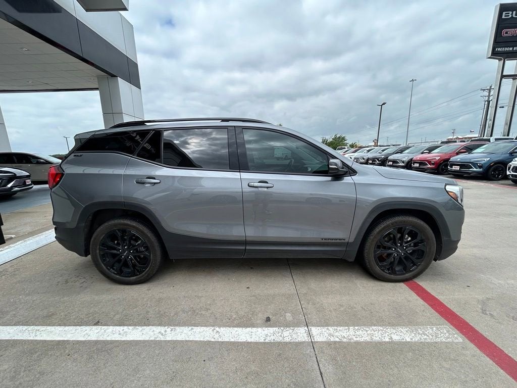 2021 GMC Terrain SLT