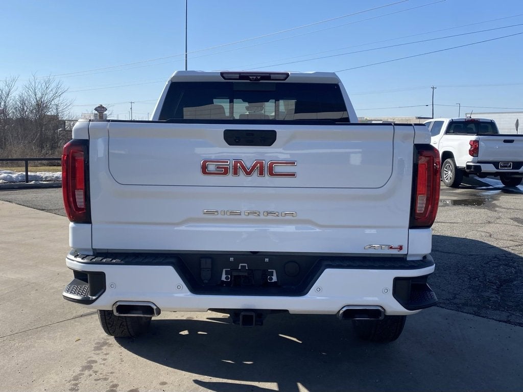 2024 GMC Sierra 1500 AT4