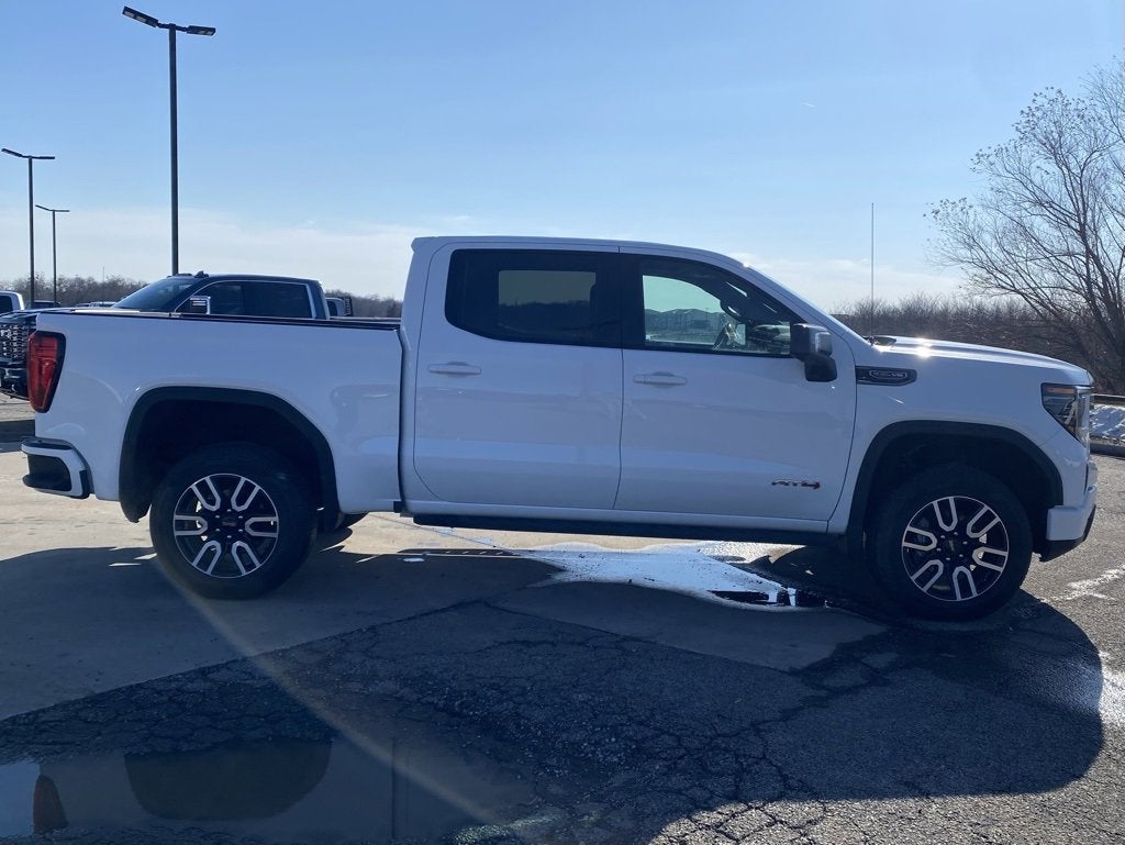 2024 GMC Sierra 1500 AT4