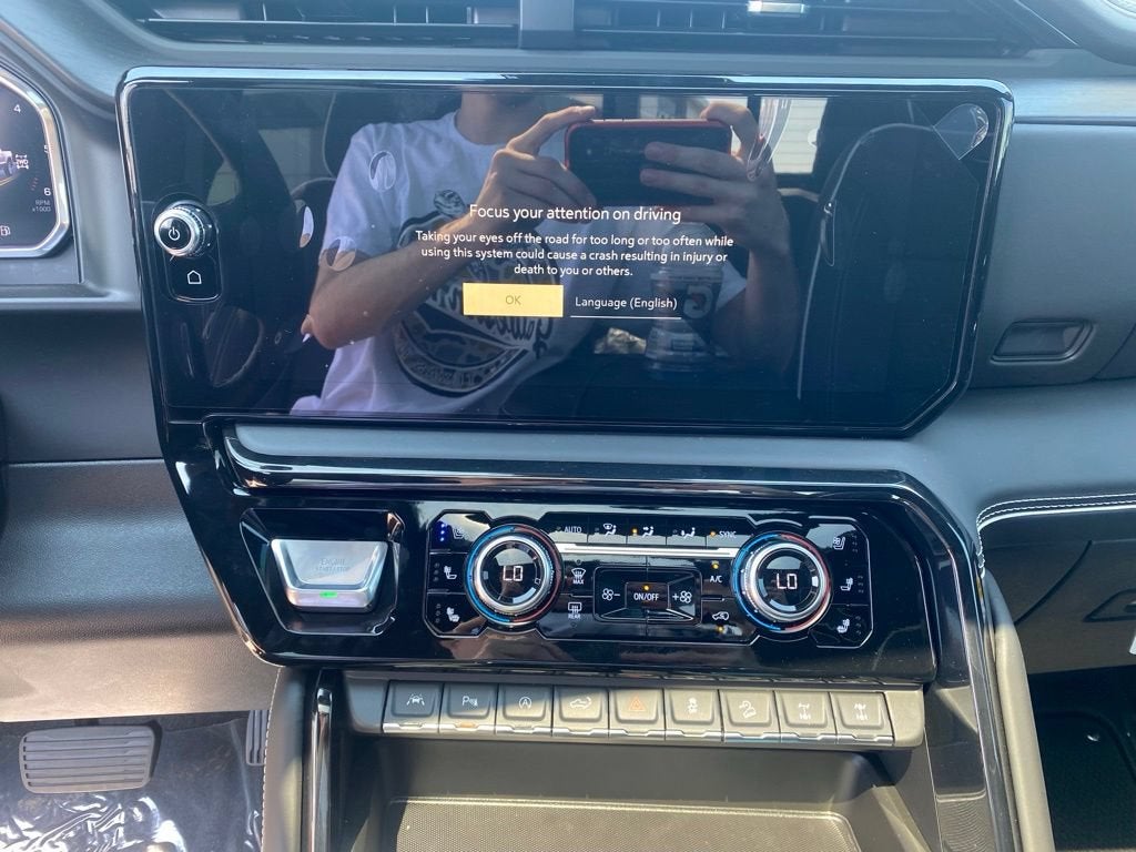 2026 GMC Sierra 1500 AT4X - Photo 13