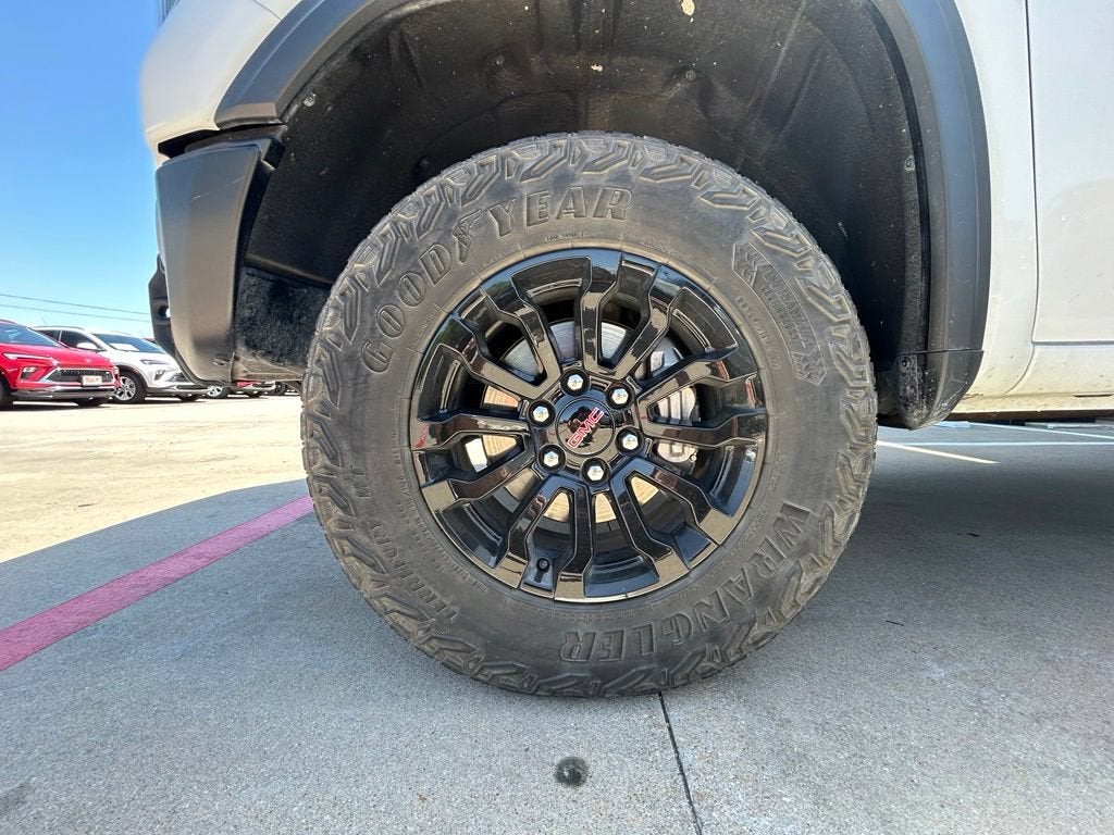 2023 GMC Sierra 1500 AT4X