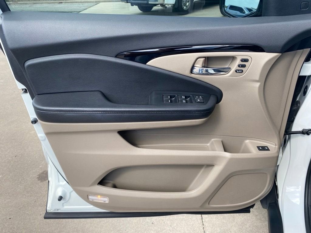 2022 Honda Pilot 2WD Touring 7 Passenger