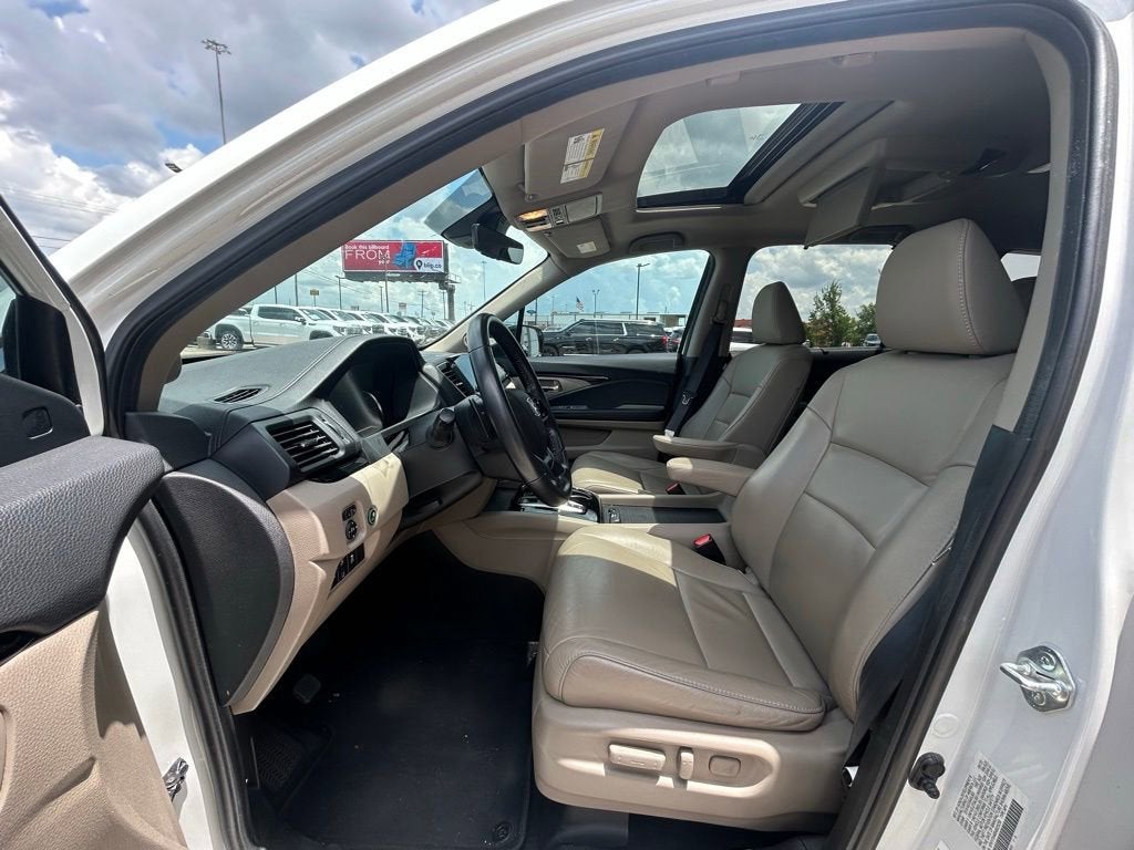 2022 Honda Pilot 2WD Touring 7 Passenger