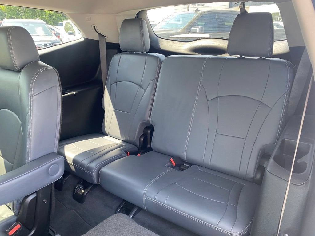 2021 Buick Enclave Essence