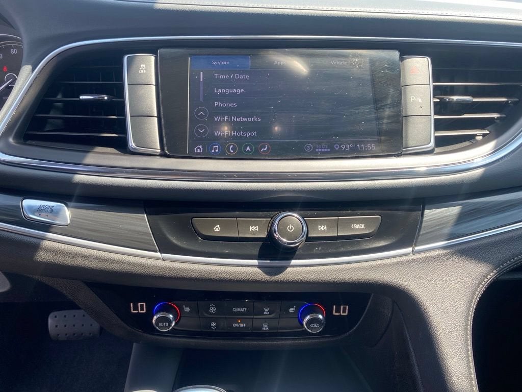 2021 Buick Enclave Essence